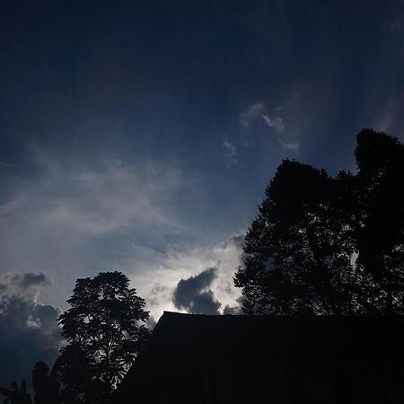 Tapian Ratu Camp Real Bukittinggi Exteriör bild