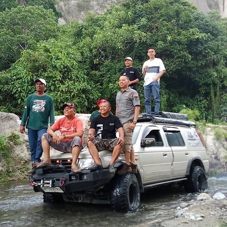 Tapian Ratu Camp Real Bukittinggi Exteriör bild