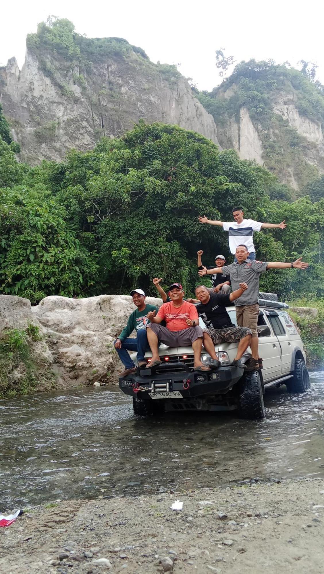 Tapian Ratu Camp Real Bukittinggi Exteriör bild